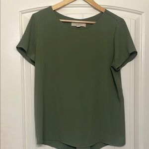 LOFT Women's Green Top